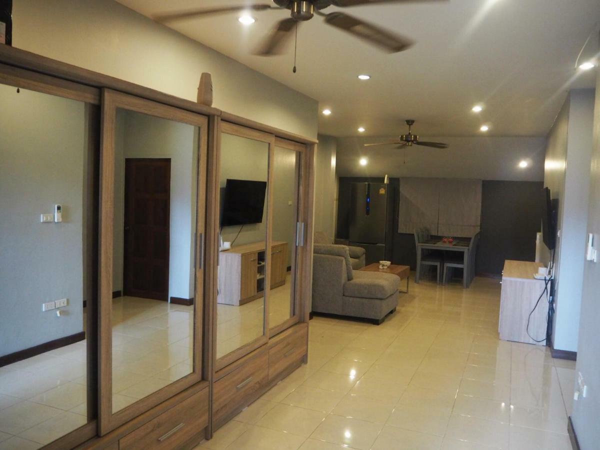 Beautiful 3 Bedroom Garden Villa シャロン エクステリア 写真