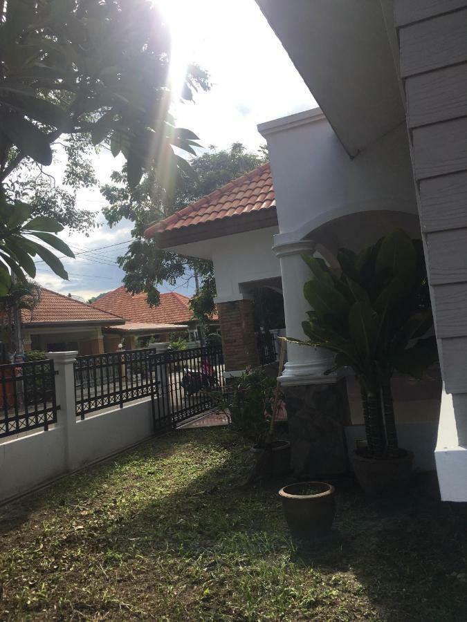 Beautiful 3 Bedroom Garden Villa シャロン エクステリア 写真